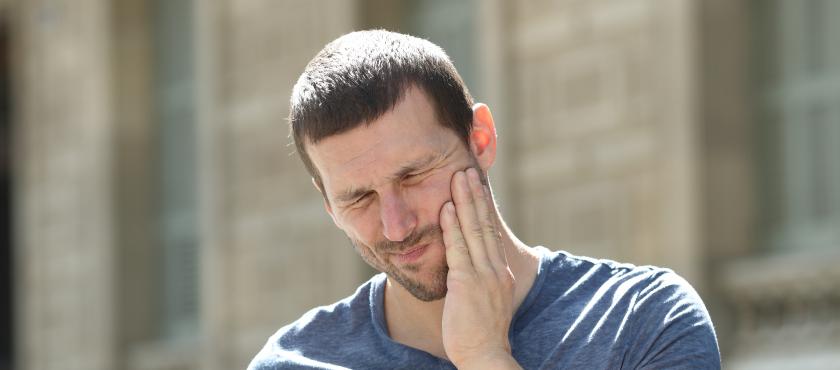 main of Facial Pain is a Common Symptom of a Wide Variety of Health Ailments (healthychoice)